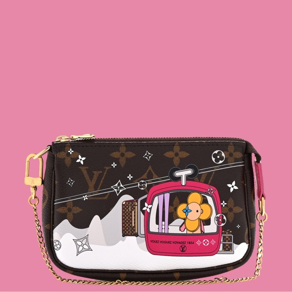 Louis Vuitton 2019 Christmas Animation
Mini Courchevel Pochette Accessories - Picture 1 of 7